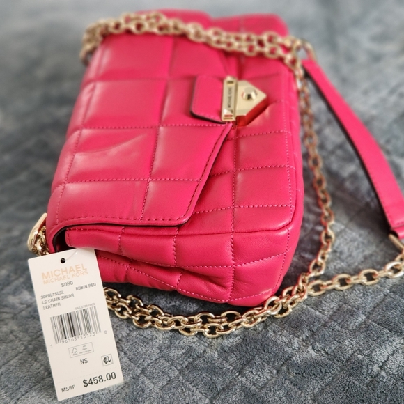 ⭐️ Host Pick ⭐️ NWT Michael Kors SoHo Quilted Leather Large Shoulder Bag - Picture 8 of 12